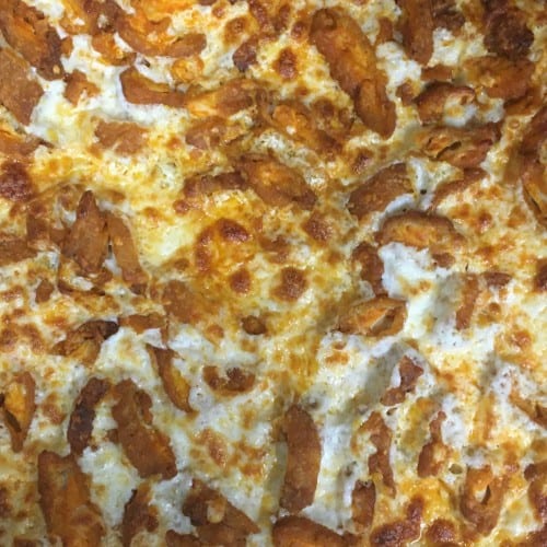 Famous Hot Wing Pizza.