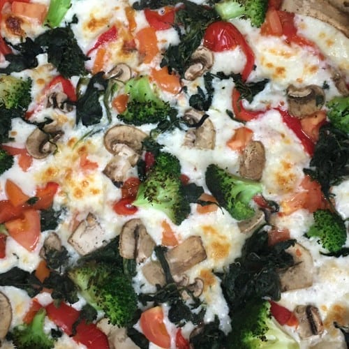 The Great White Veggie Pizza.